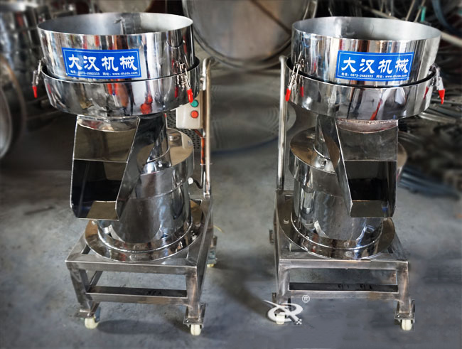 450型過濾篩機實拍：單層過濾篩過濾，多用于液體物料的使用。